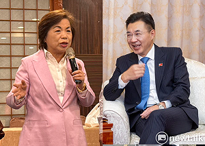 姊弟之爭幾近撕破臉？楊瓊瓔公布民調時間  江啟臣嚴正聲明「已違反協調」