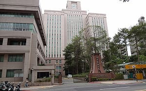 營業用車主注意！下期牌照稅10/1日開徵　最後繳款日延至 11/2日