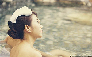 神轎踩街、潑湯祈福  溫泉小旅行可以很不一樣