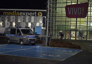 波蘭購物中心驚傳隨機殺人 造成1死9傷