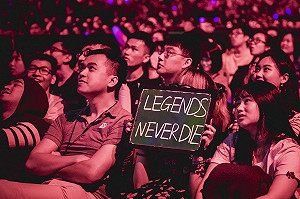 英雄聯盟世界賽》八強賽Day3  FNC與RNG歐亞大戰