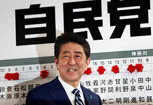 北韓危機助勝 安倍可能成任期最久首相