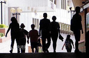 前8月加班費每小時212元 歷年同期最高