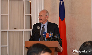 深化台美關係 AIT：美支持台灣有信心免於脅迫