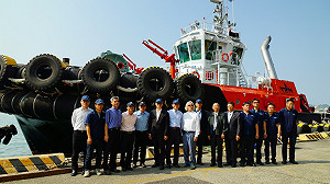 高雄港添生力  6400匹超大馬力拖曳船加入服務