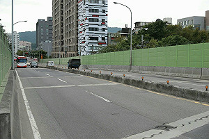 改善內湖交通 成功橋拓寬六線道動工