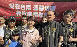 愛在台南溫馨送暖  陳亭妃陳怡珍林冠維攜手社團助弱勢享年菜過好年