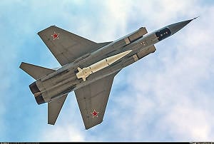 （影）俄無人機改噴射推進飛更快! 「鋯石」加速超標 、這「明星飛彈」停產