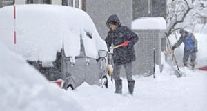 日本強降雪造成45死540傷! 交通受影響 恐不利明天選舉投票