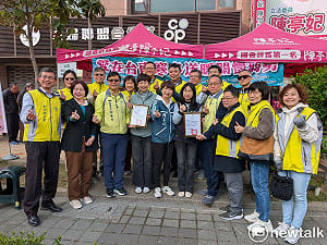 愛心接力不間斷24年  陳亭妃寒冬送暖台南六區同步發放關懷弱勢