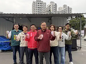 王義川南下率隊揭藍白假監督   尹立：這柯那顆都一樣