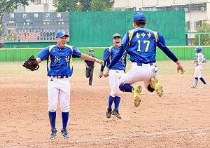 黃以謙社區棒球出身進步多　木棒聯賽率新社闖3階