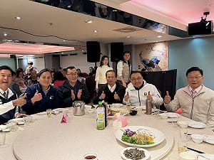 板橋里長聯誼會與李四川同框引發聯想  侯友宜強調：這是很自然的事情