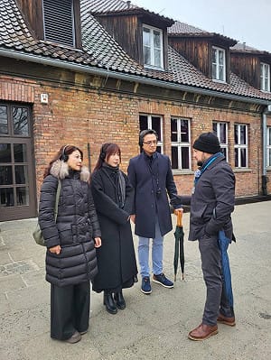 參訪波蘭集中營  林楚茵：《世紀血案》試圖重塑台灣的歷史記憶