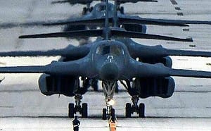 美偵察機入侵領空伊朗不敢打? 美軍恐開打 哈梅內伊向人民喊話展決心