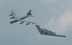 用10萬博400萬美元! 加密賭盤押注「美今夜攻伊」疑內線 傳伊示弱願減60%濃縮鈾