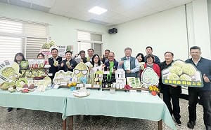 緊盯台東鳳梨釋迦產銷 陳瑩要求農業部「週週會報」穩價