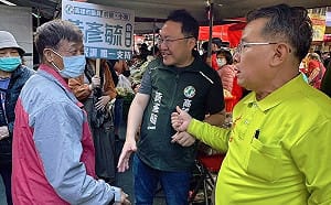 情人節送上「團結的承諾」 郭玟成挺黃彥毓前鎮小港拚連任