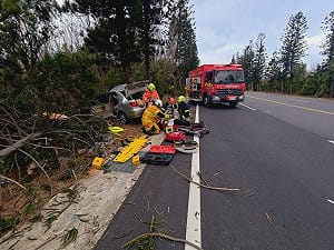 澎湖縣道白沙段車禍  黃姓夫婦命危送醫