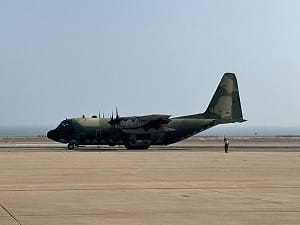 春節連假快結束了！金門機場湧返台人潮 國防部支援4軍機疏運