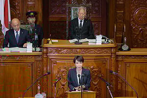 為何壓倒性大勝　日學者分析：高市早苗化解年輕人對自民黨反感