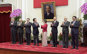 賴清德五院茶敘點心意義曝光！盼「以和為貴」團結推動國政 