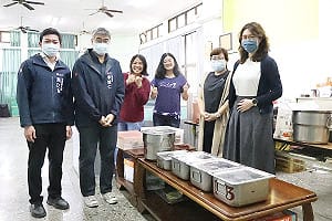 開學日整備校園健康管理   高市115學年度啟動公立國中小午餐免費政策  