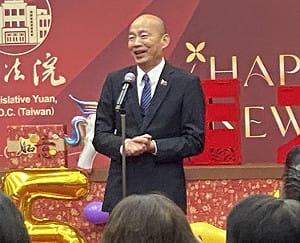 韓國瑜：最高興看到柯總召慈眉善目、以前都在罵我