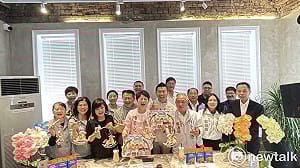 陳亭妃馬年創意小提燈亮相　蝴蝶蘭珍奶虱目魚芒果打造「會走的台南名片」