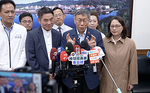 政院版軍購條例付委　柯文哲：一直卡著非辦法　無涉藍白合或綠白合