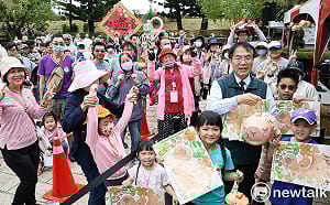 台南小提燈虎頭埤首發　黃偉哲邀把握228連假領取