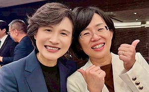 2026 雙北連線？蘇巧慧 PO 照合體鄭麗君「不解釋」引熱議 