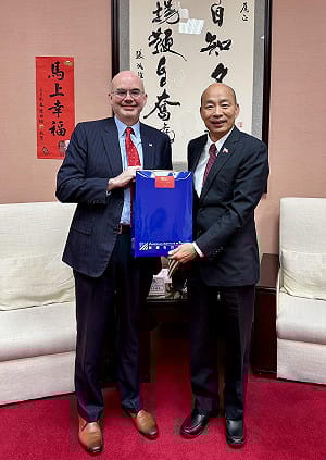 國防特別條例3／6付委　韓國瑜協商後會見谷立言