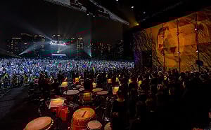 二二八紀念草地音樂會雨中登場   緬懷過去、超越傷痛、迎向希望