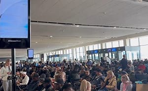 伊朗飛彈襲波灣報復美以　阿聯遭波及機場受損