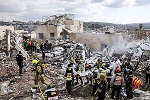 摩薩德繼BBCall後又出奇招? 傳扮牙醫在伊高官齒內裝晶片 48高層慘遭一鍋端