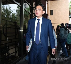 議場播放疑偵訊錄音「示範帶」 北檢傳黃國昌說明