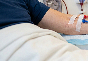 感冒竟讓腎功能暴跌！醫揭70歲阿伯慘痛代價：千萬別瘦到沒肉