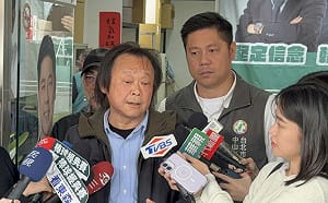 卓榮泰飛日看WBC挨批　王世堅：好事一樁 就算包機也不為過