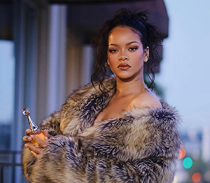 蕾哈娜在家遇槍擊案！嫌犯連開10槍遭逮