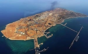 美軍轟炸伊朗石油樞紐「哈爾克島」川普警告：不排除打擊石油設施