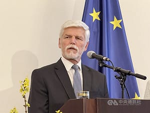 捷克總統帕維爾考慮爭取連任　民調獲高度評價