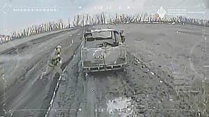 (影) 烏東前線捷報! 烏導彈助威 俄接連敗退 烏收復第聶伯羅 還打進扎波羅熱