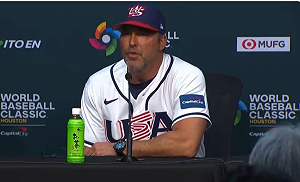 糗爆！WBC美國隊總教練賽前稱已晉級　爆冷輸義大利後尷尬回：我算錯了