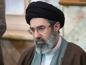 伊朗新最高領袖首度發聲！「不會放棄復仇」將繼續封鎖荷姆茲海峽