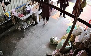 宜蘭員警上門抓錯人 態度差遭炎上！宜蘭分局長登門致歉