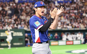 WBC台澳大戰遭球吻！陳傑憲「食指骨折」需休養4至6週