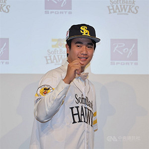 張峻瑋日職二軍初登板　後援2局飆速153公里