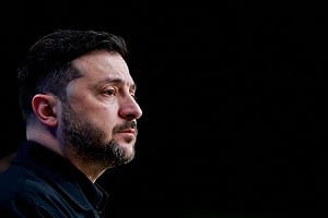 紐時隨行觀察澤連斯基：咖啡當水苦撐、日睡5小時