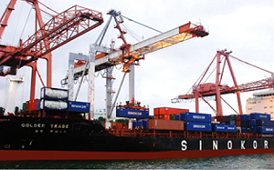 韓國富商戰前狂掃全球四成超級油輪　美伊戰爭開打後大賺一筆